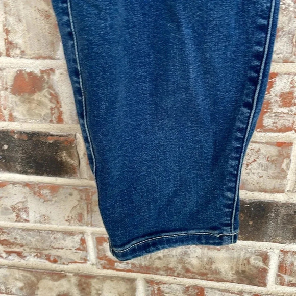 Torrid Blue Feel The Fit Plus Size Super Soft Denim Jegging - Picture 5 of 11
